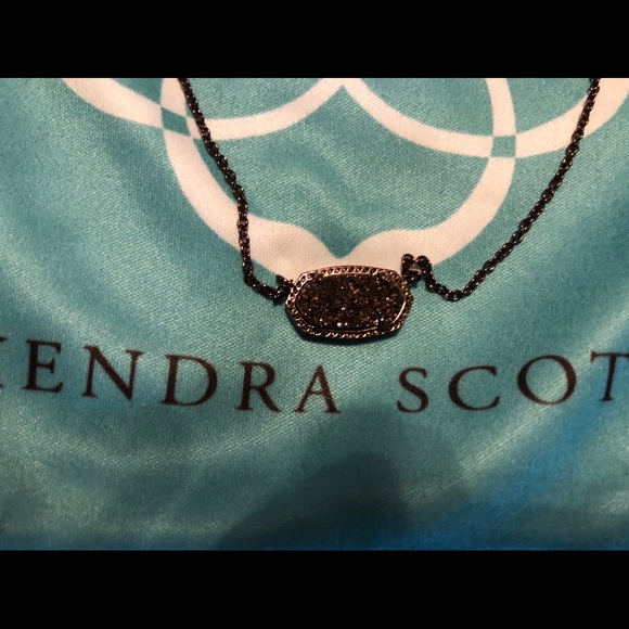Kendra Scott Jewelry - Kendra Scott Elisa Chocolate Drusy necklace